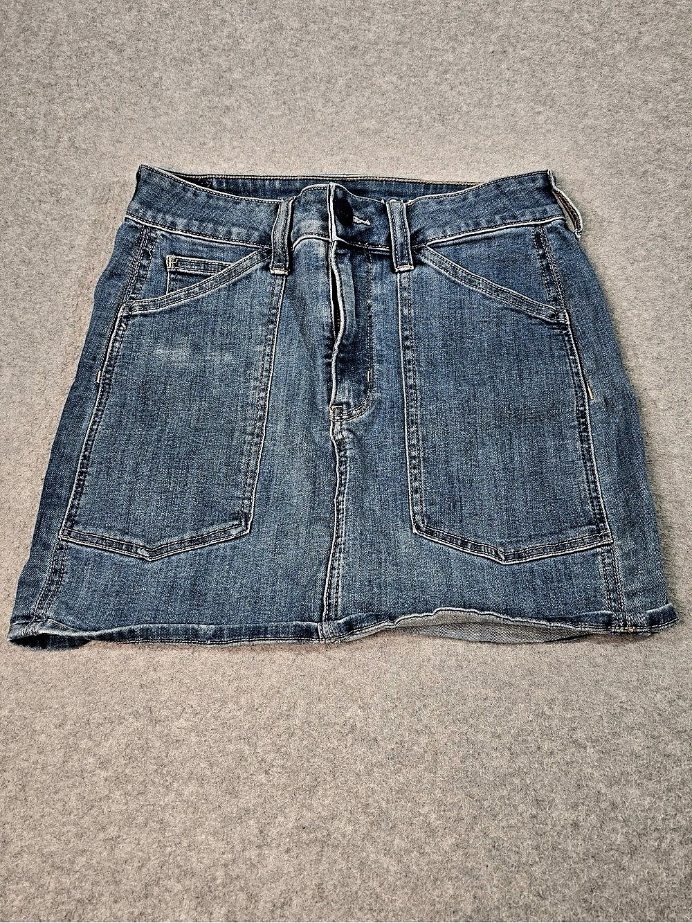 American Eagle Outfitters Hi Rise Mini Women’s 6 Regular Next Level Stretch